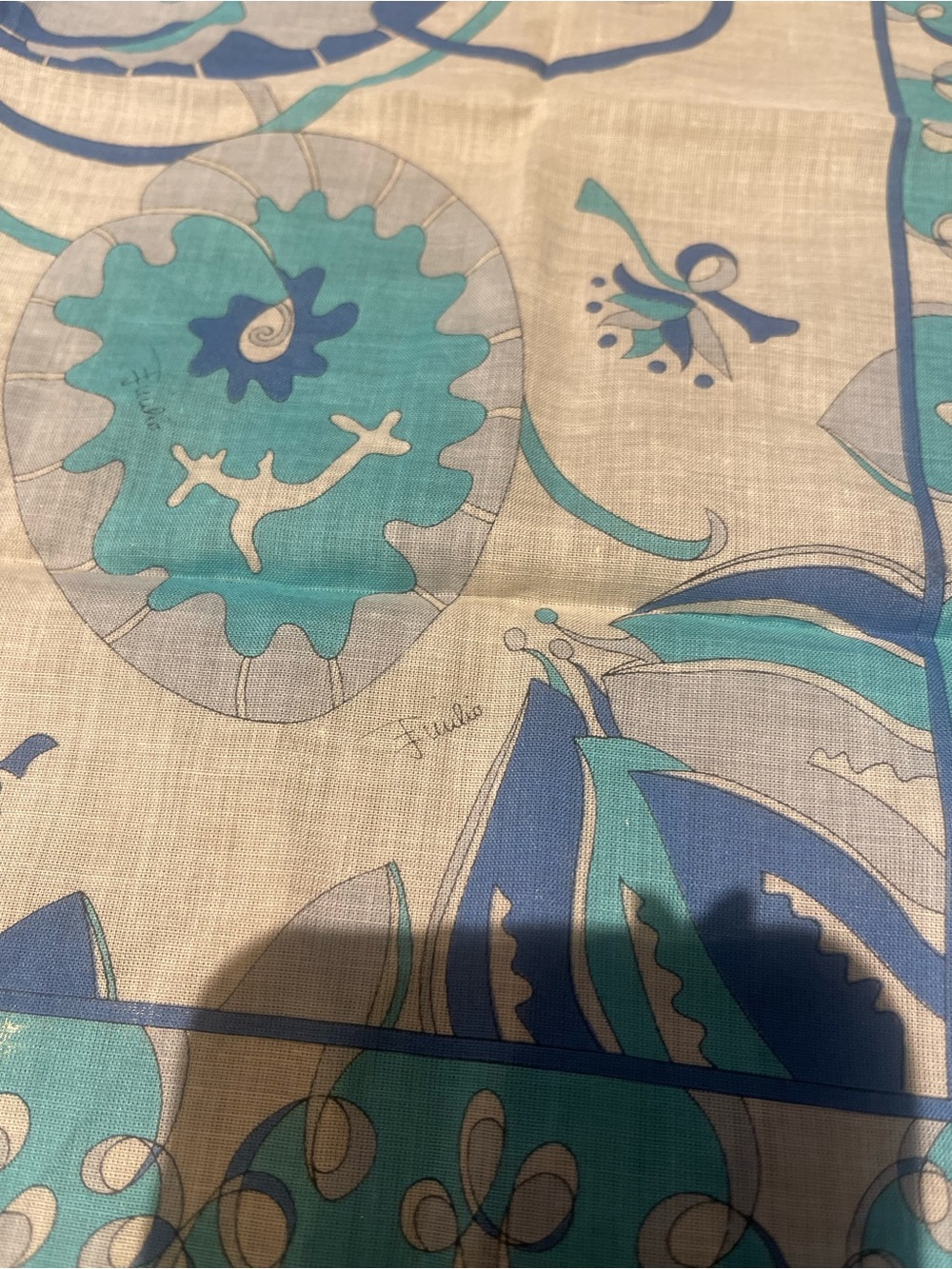 Emilio Pucci vintage Floral Silk Scarves in Red & Blue Turquoise. - Picture 5 of 5